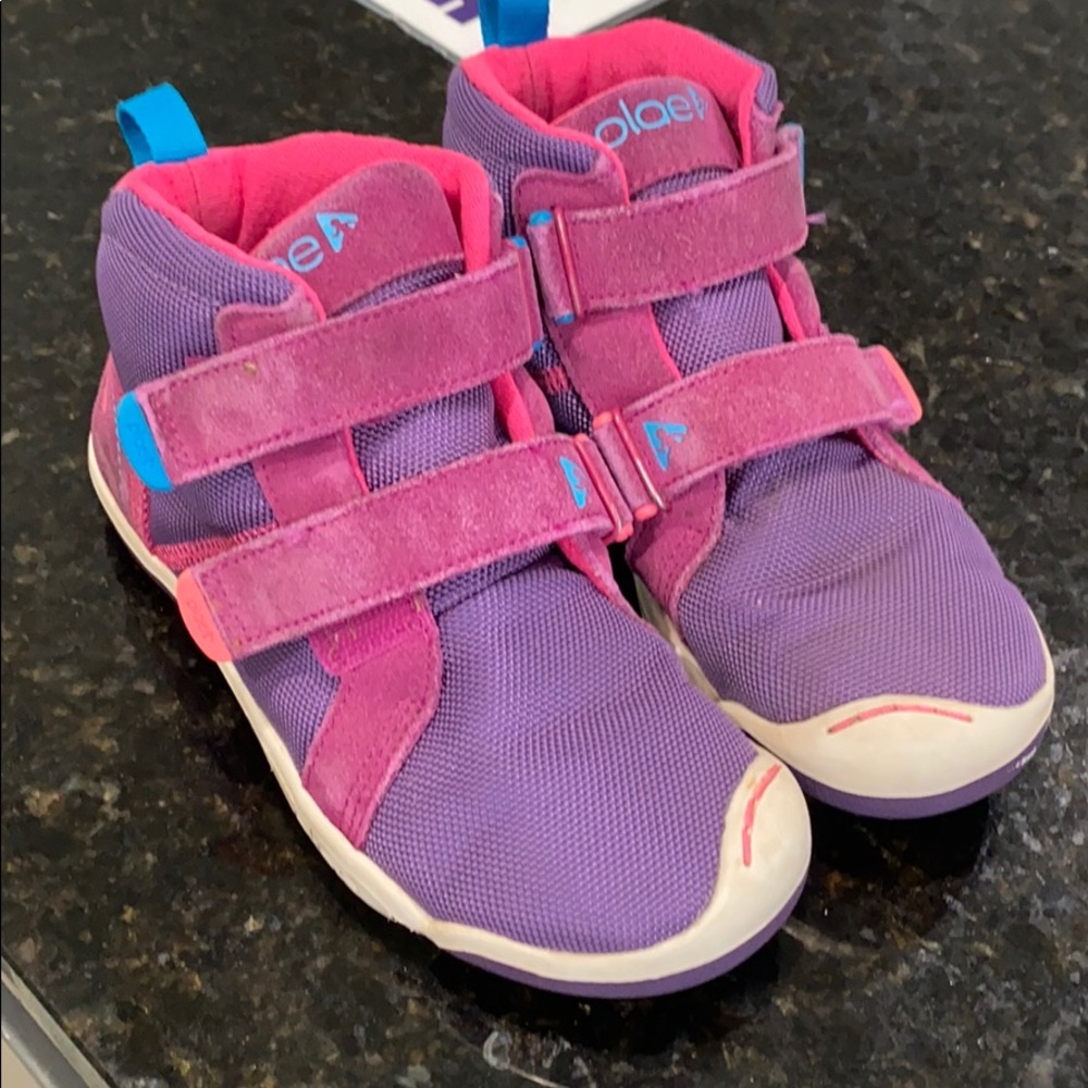 Girls Plae high tops